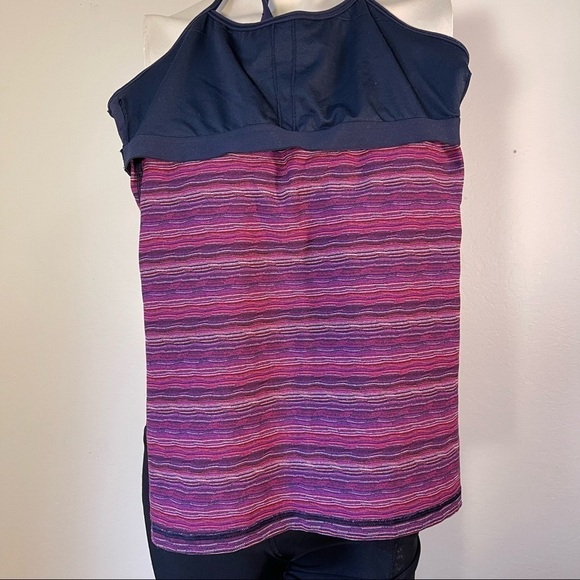 Lululemon top size 6 - Picture 6 of 8